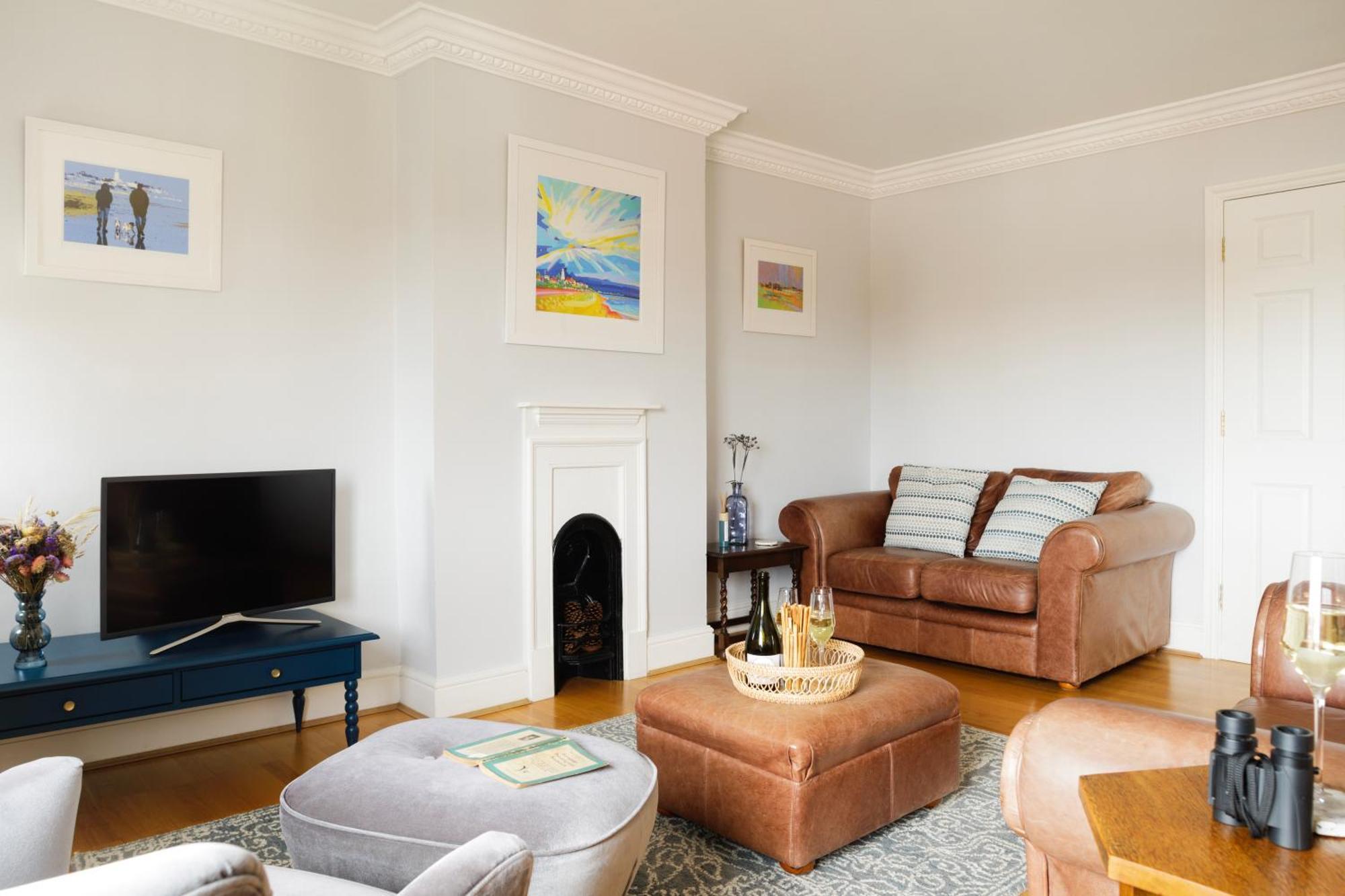 High View, Southwold High Street Apartment Exterior photo