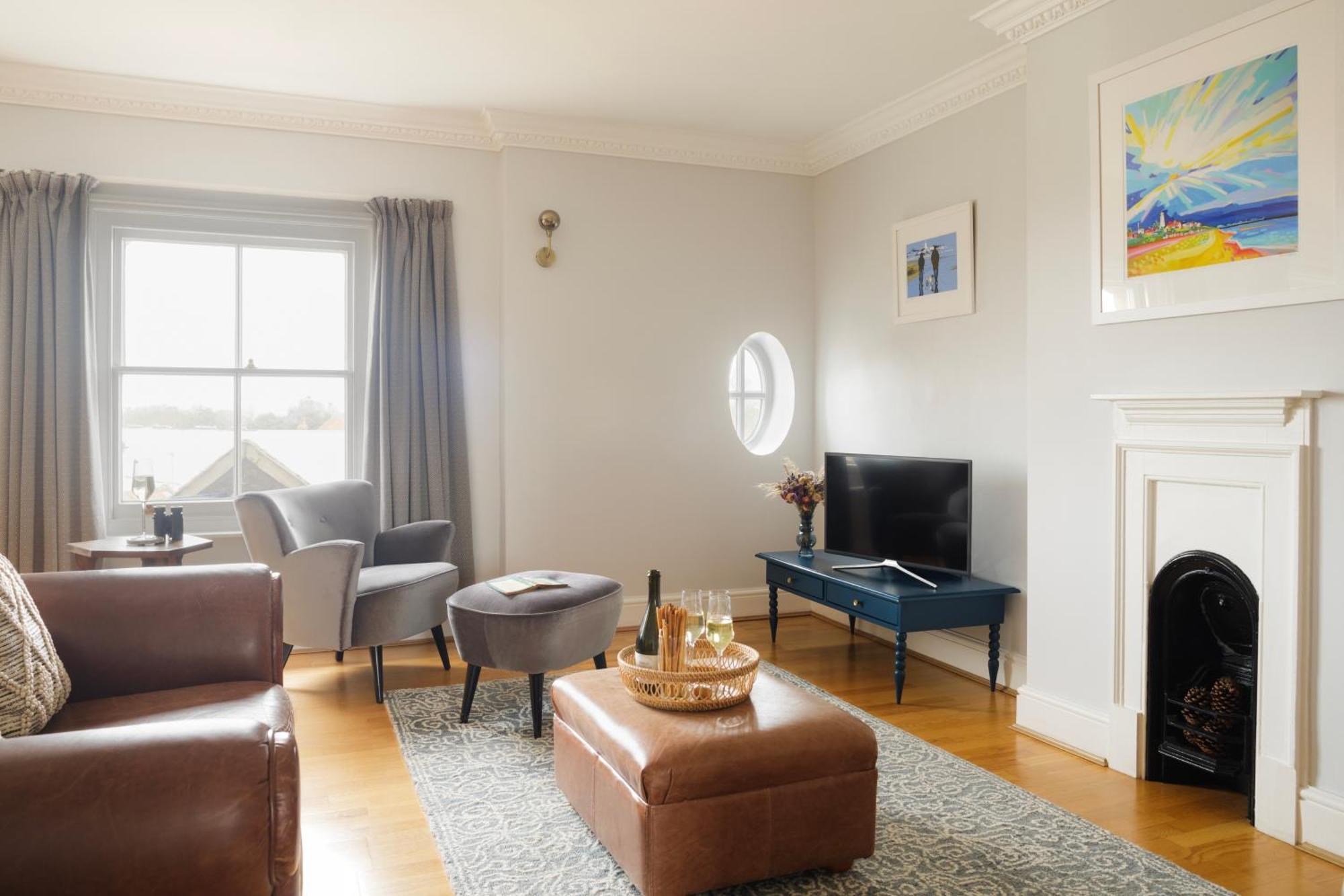 High View, Southwold High Street Apartment Exterior photo